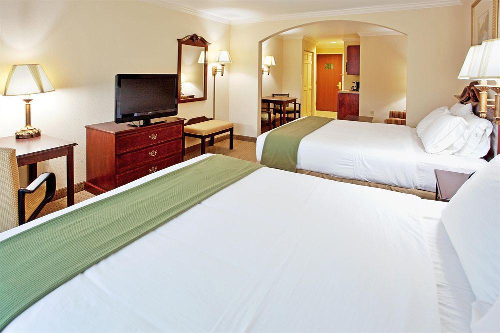 Holiday Inn Express Camden Pokoj fotografie
