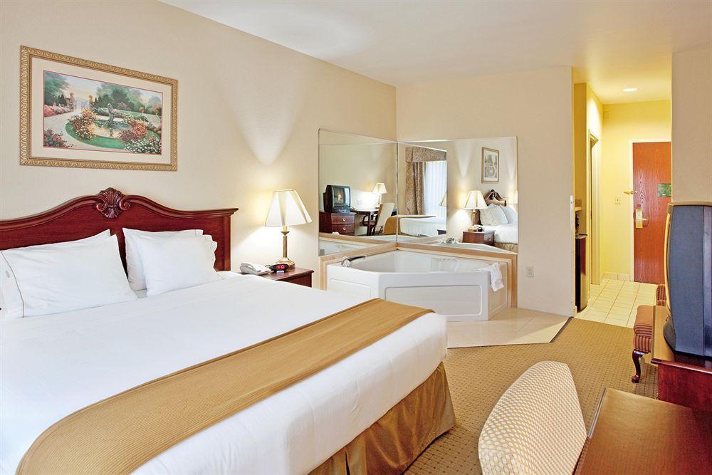Holiday Inn Express Camden Pokoj fotografie
